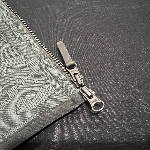 Nike, Men’s Tech Hoodie, Grey - Picture 7 of 13